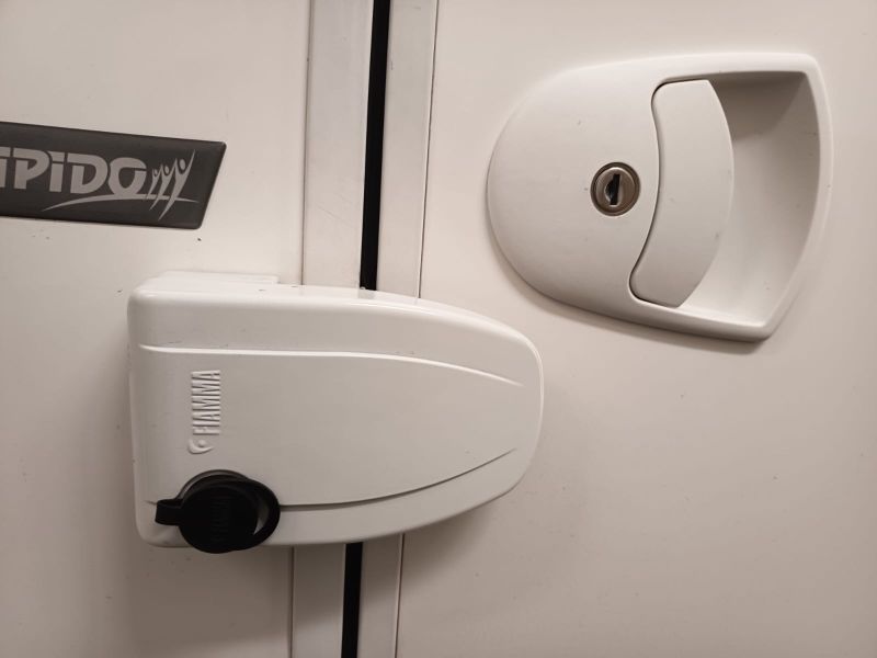 En venta Itineo PJ700 Blanco 2021 Navarra foto 2