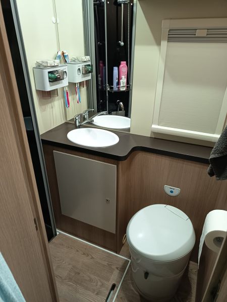 En venta Itineo PJ700 Blanco 2021 Navarra foto 9