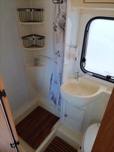 En venta Blucamp Sky500 Blanco 2006 Barcelona foto 5