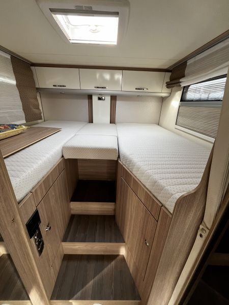 En venta Bürstner Ixeo Time 726G 60 Edition Blanco 2020 Barcelona foto 12