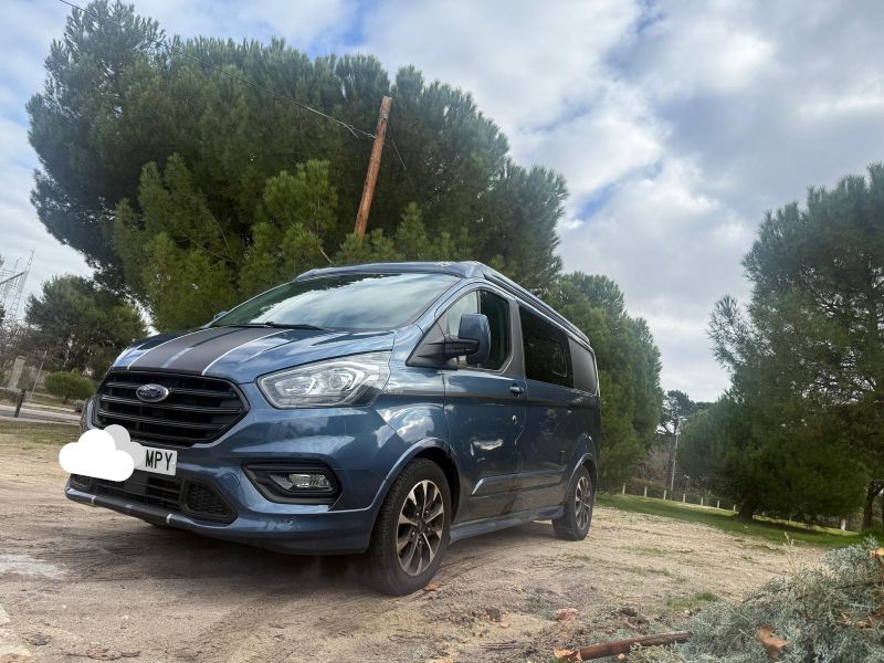 En venta Ford TRANSIT CUSTOM PANAMA P16S Azul 2024 Madrid foto 3