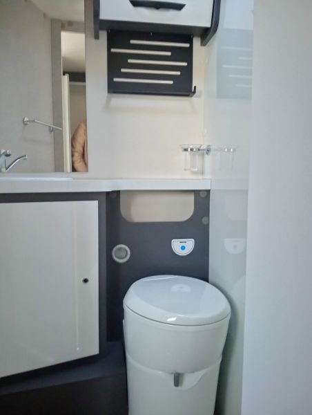 En venta McLouis MC4 381 Gris 2025 Guipúzcoa foto 8