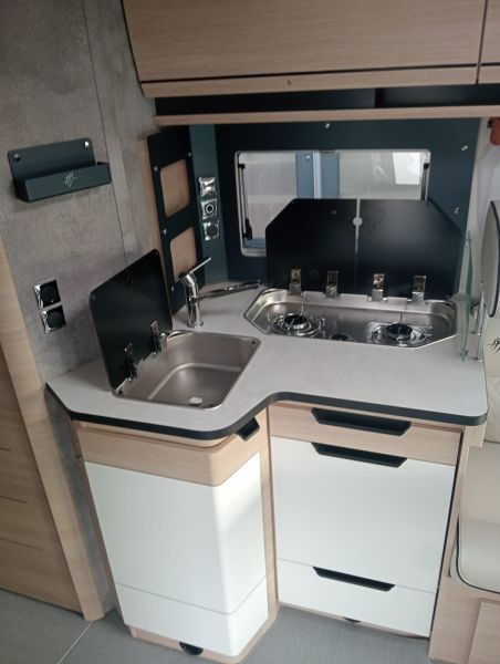 En venta Rapido 8066 DF Blanco 2025 Guipúzcoa foto 2