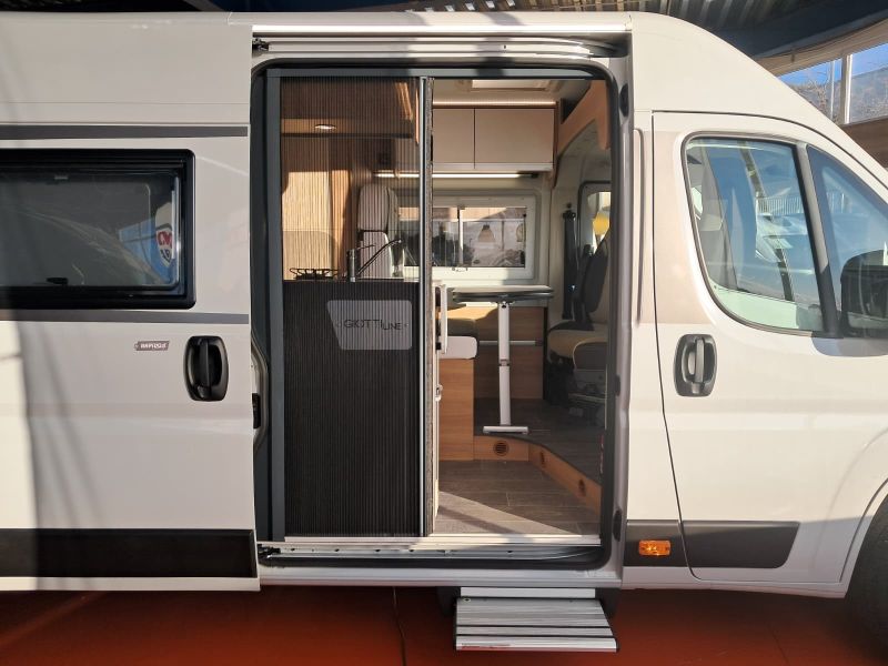 En venta Giotti LineGlobecar Giottiline Fiat Ducato Giotivan 64 G 140 Privilege Sport 2026  Gris 2026 Barcelona foto 4