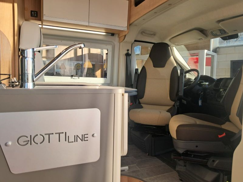 En venta Giotti LineGlobecar Giottiline Fiat Ducato Giotivan 64 G 140 Privilege Sport 2026  Gris 2026 Barcelona foto 9