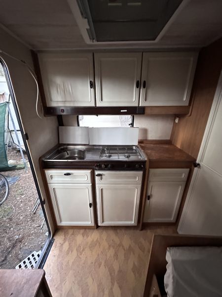 En venta Bürstner City 490 Blanco 1997 Zaragoza foto 3