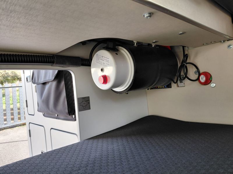 En venta Ford NUGGET PLUS L2 WESTFALIA Negro 2021 Cantabria foto 17