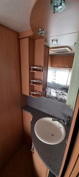 En venta Knaus Caravana Knaus Sudwind 500 Blanco 2009 Valencia foto 10