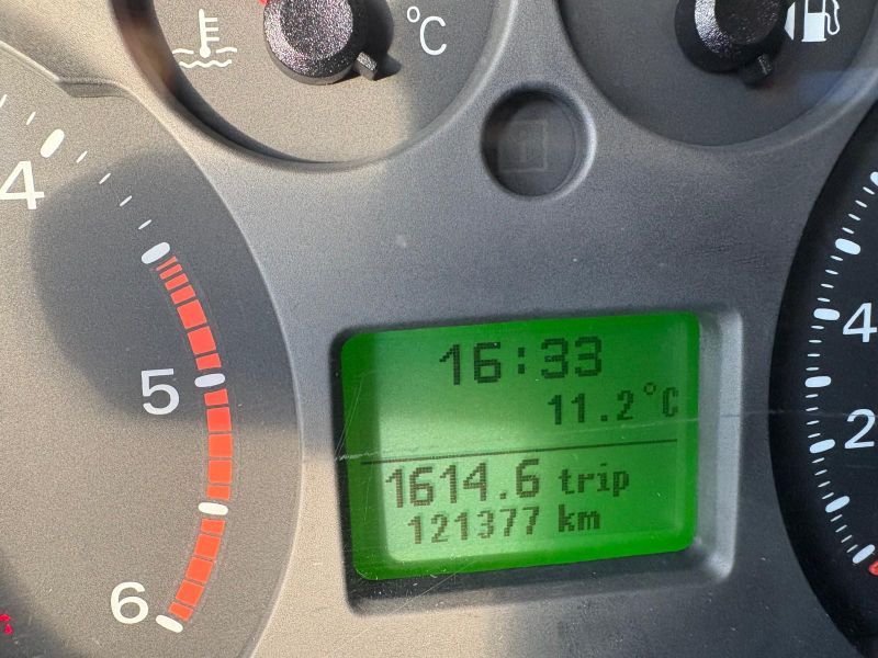 En venta Hymer / Eriba / Hymercar T552CL Gris 2008 Illes Balears foto 4