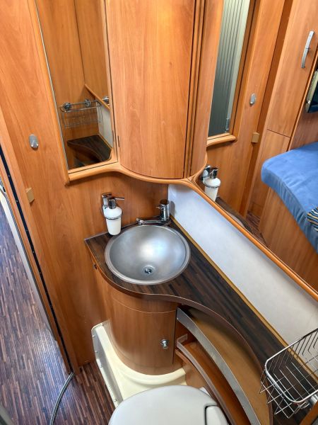 En venta Hymer / Eriba / Hymercar T552CL Gris 2008 Illes Balears foto 9