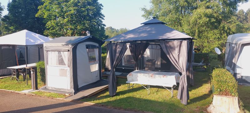 En venta Eriba 530 Touring Troll 60 Edition Blanco 2022 Asturias foto 7