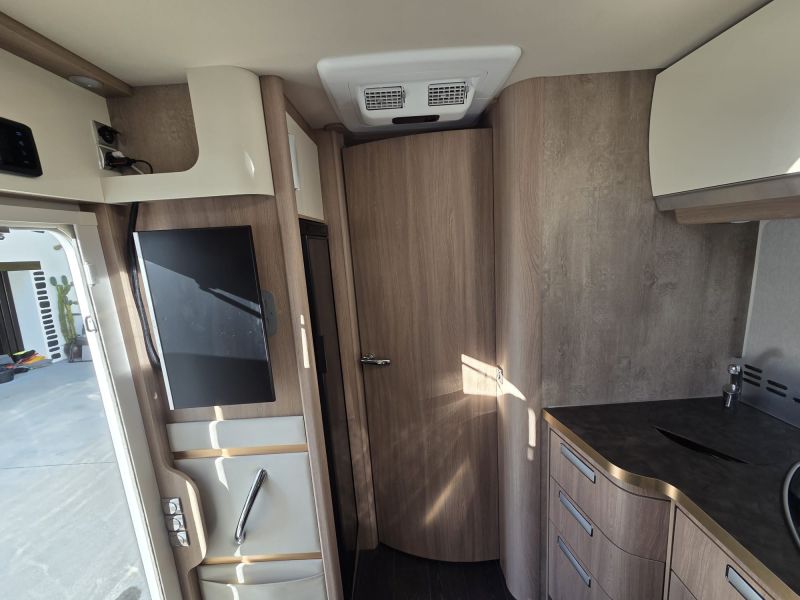 En venta Laika ECOVIP 3512 DS Blanco 2023 Guipúzcoa foto 19