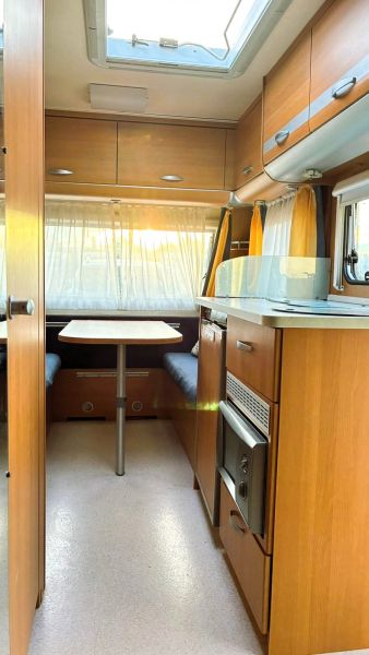 En venta Knaus 400 SPORT LK Blanco 2007 Valencia foto 8