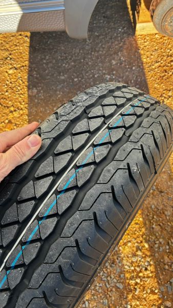 En venta Knaus 400 SPORT LK Blanco 2007 Valencia foto 15