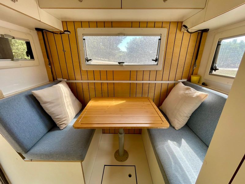 En venta Four-Wheel Camper Toyota Hilux Gris 2011 Madrid foto 7