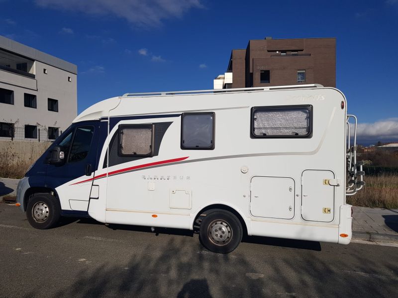 En venta Dethleffs Globebus T15 Blanco 2012 Álava foto 3