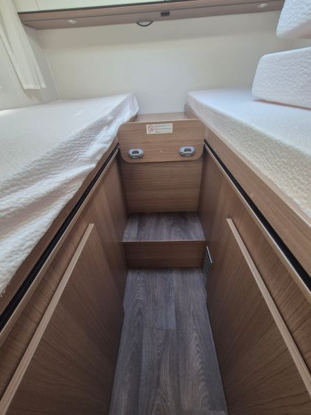 En venta Carado V337 Blanco 2023 Pontevedra foto 11