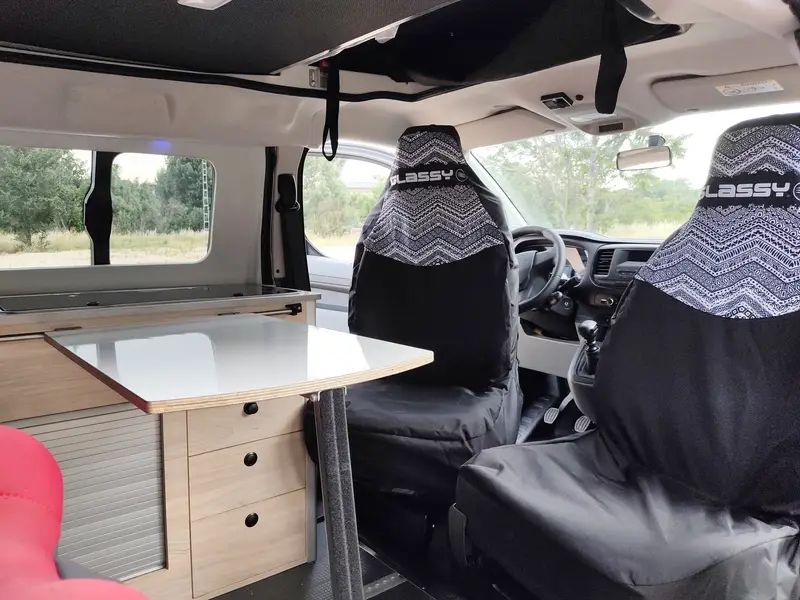 En venta Citroën Camper Citroen Jumpy Gris 2021 Madrid foto 9