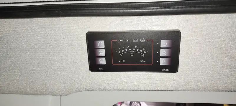 En venta Citroën Camper Citroen Jumpy Gris 2021 Madrid foto 13