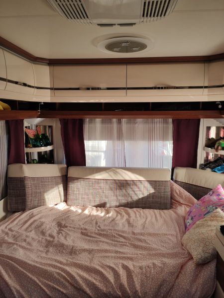 En venta Hobby 460 ufe excellen  Blanco 2020 Lleida foto 6