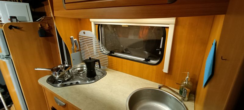 En venta Challenger Genesis 47 sobre Ford Transit 2.3 140 CV Blanco 2008 Illes Balears foto 3