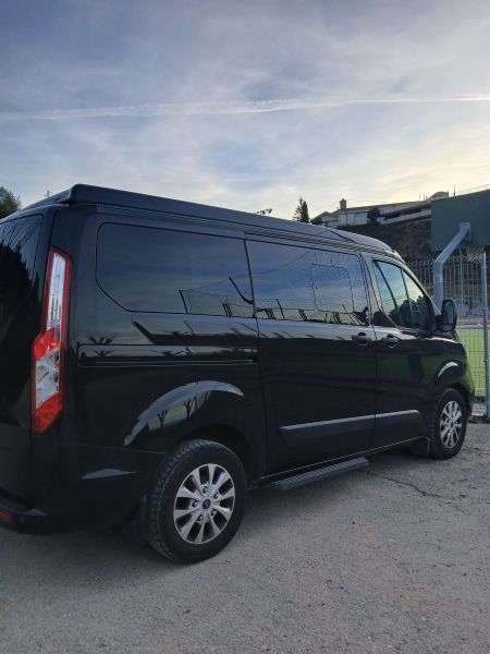 En venta Ford TRANSIT CUSTOM NUGGET Negro 2023 Barcelona foto 2