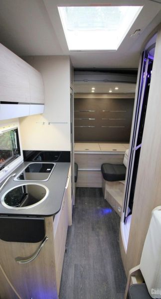 En venta Challenger 274 Quartz  Blanco 2018 Barcelona foto 4