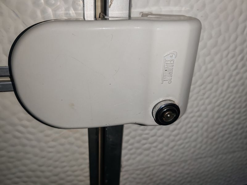 En venta Hobby 410 sfe excellent Blanco 2006 Ourense foto 10