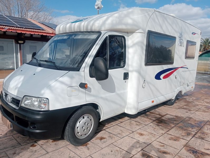 En venta McLouis Fíat Ducato  2004 Madrid foto 5