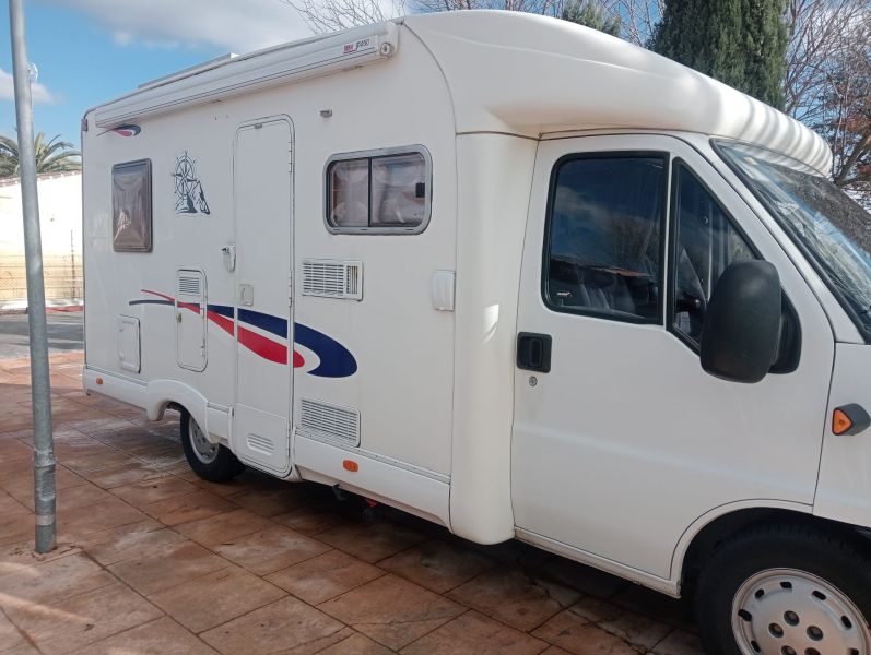 En venta McLouis Fíat Ducato  2004 Madrid foto 6
