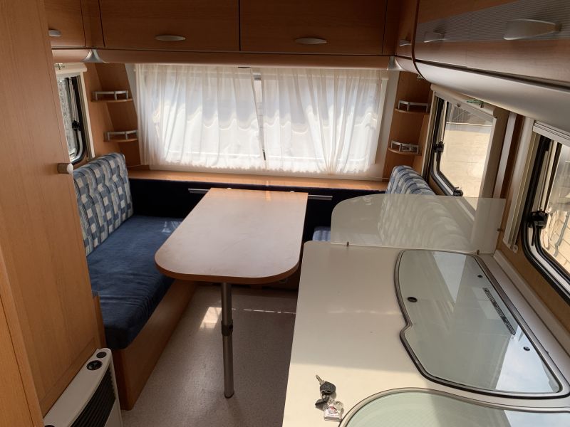 En venta Knaus Caravana Knaus 400 LKK Blanco 2008 Valencia foto 3