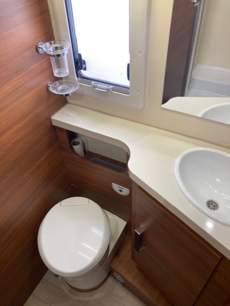 En venta Elnagh Baron 573 Blanco 2023 Barcelona foto 14