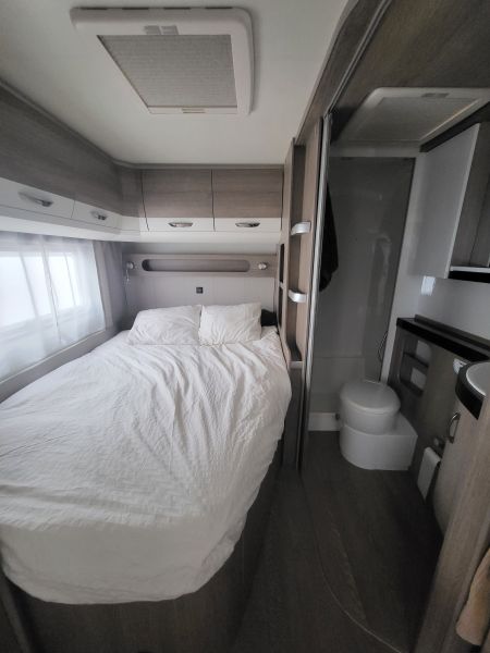 En venta Hobby 560 FC PRESTIGE  Blanco 2024 Tarragona foto 7