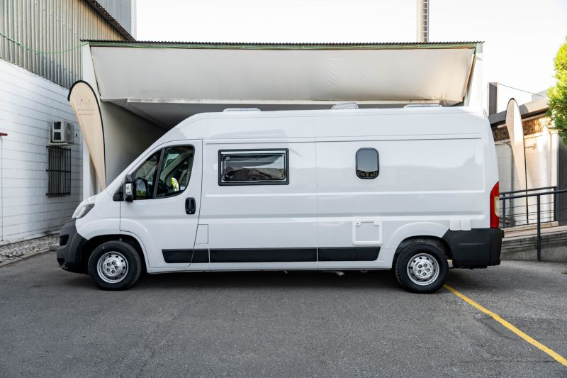 En venta Peugot Boxer L3H2 Camper Blanco 2024 Sevilla foto 1