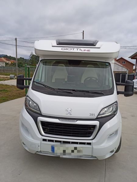 En venta Giotti LineGlobecar Siena 385 Blanco 2023 A Coruña foto 2
