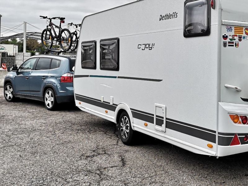 En venta Dethleffs c'Joy 480 QLK Blanco 2019 Tarragona foto 3