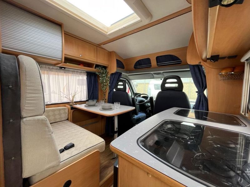 En venta Dethleffs Fiat ducato BLBETROTTER T6441 Blanco 2004 Las Palmas foto 5