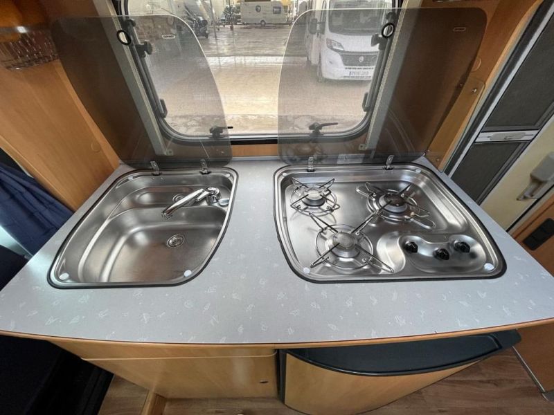 En venta Dethleffs Fiat ducato BLBETROTTER T6441 Blanco 2004 Las Palmas foto 7