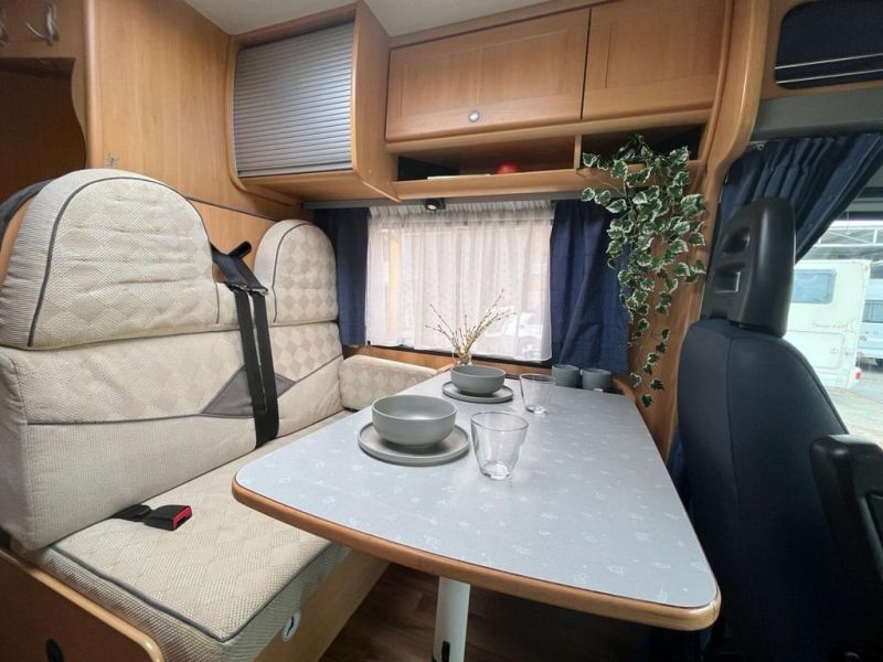 En venta Dethleffs Fiat ducato BLBETROTTER T6441 Blanco 2004 Las Palmas foto 10