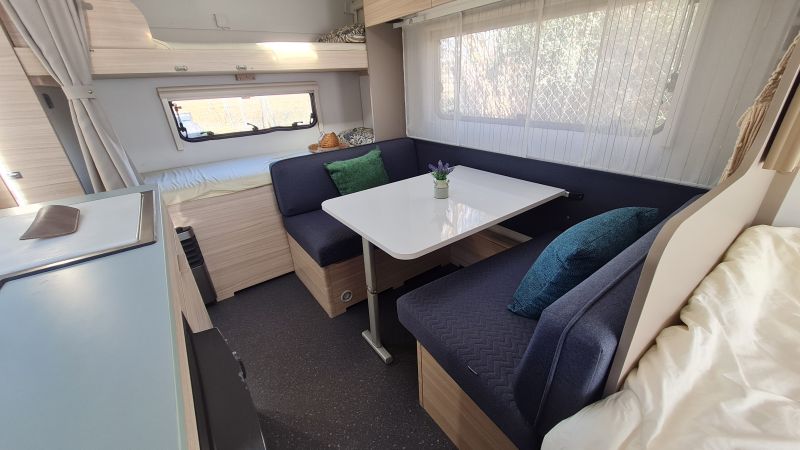 En venta Adria Caravana Adria Altea 472 PK (2021) FULL EQUIP. Reestreno Blanco 2021 Barcelona foto 12
