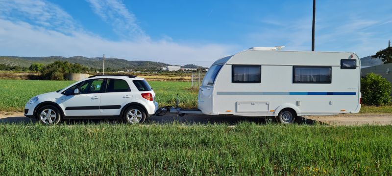 En venta Adria Caravana Adria Altea 472 PK (2021) FULL EQUIP. Reestreno Blanco 2021 Barcelona foto 6