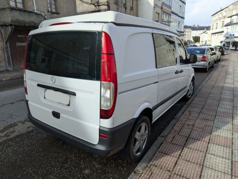 En venta Mercedes-Benz Vito Blanco 2005 Lugo foto 7
