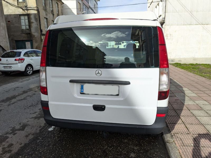 En venta Mercedes-Benz Vito Blanco 2005 Lugo foto 8