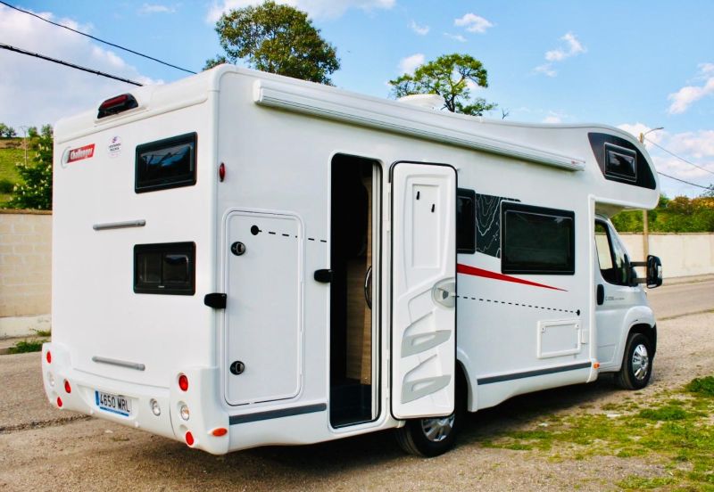 En venta Challenger 246 Blanco 2024 Valladolid foto 2