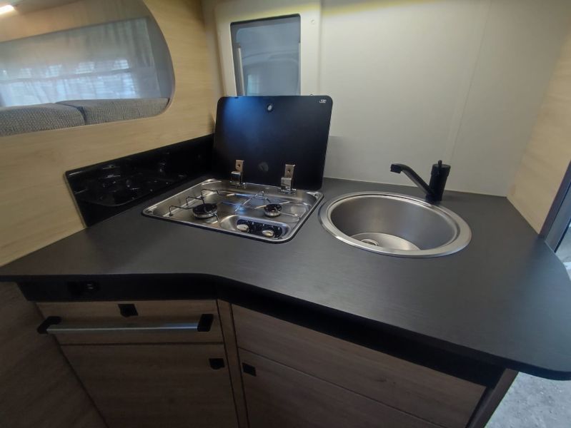 En venta Challenger 246 Blanco 2024 Valladolid foto 8