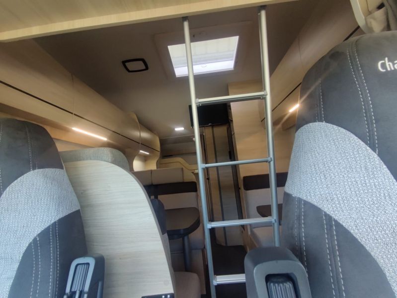 En venta Challenger 246 Blanco 2024 Valladolid foto 10