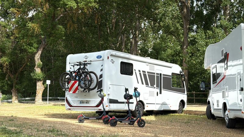 En venta Carado 449 pro+ Blanco 2024 Valladolid foto 1