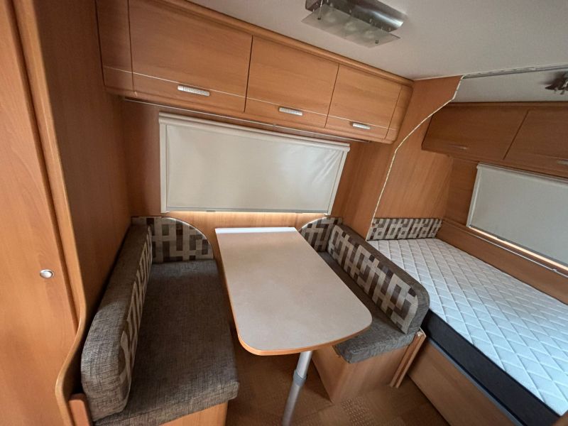 En venta Caravelair antares luxe 400 Blanco 2013 Valencia foto 3