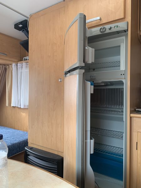 En venta Caravelair Antares Luxe 486 Blanco 2008 Barcelona foto 5