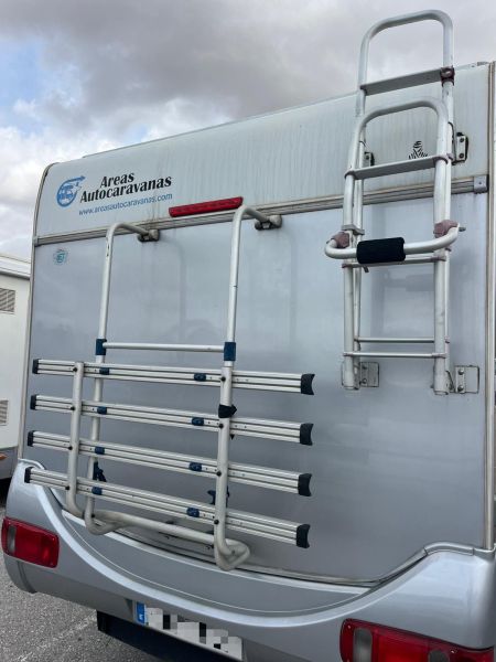 En venta Hymer / Eriba / Hymercar Camp Classic 644 Metálico 2006 Sevilla foto 2